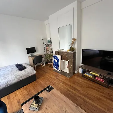 Charming Flat At The Heart Of Parigi